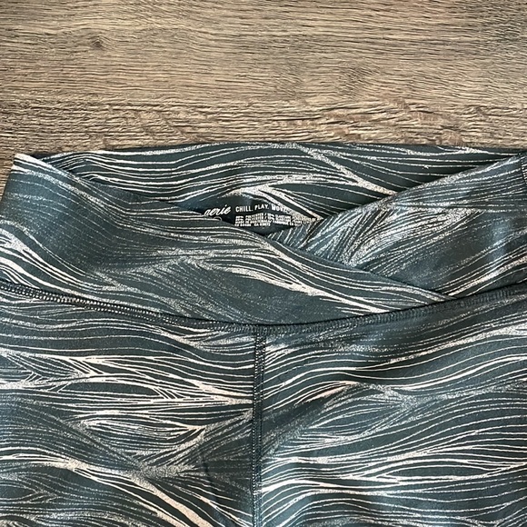 Aerie Chill. Play. Move crop leggings 21” - Picture 4 of 8